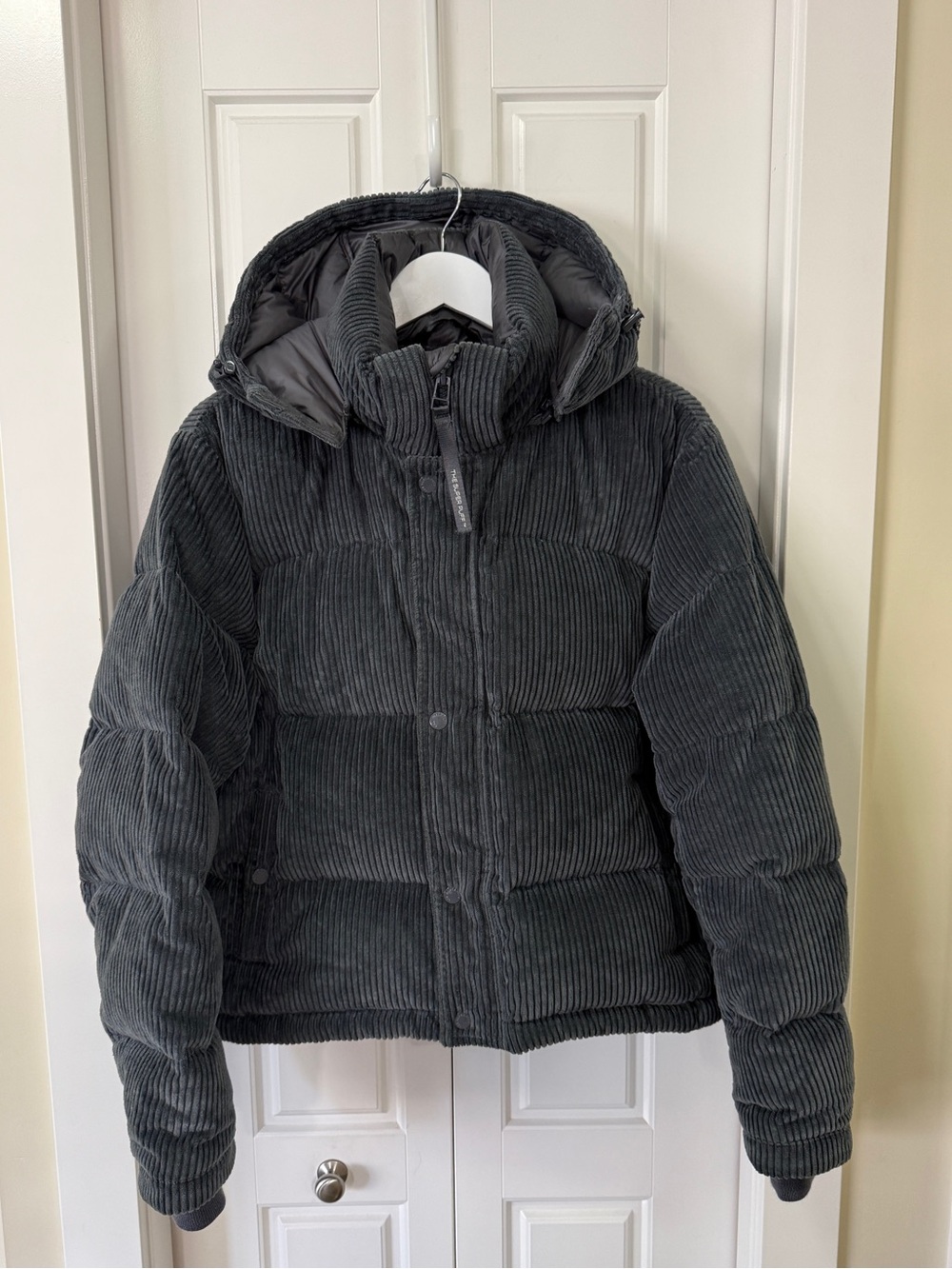 Aritzia Super Puff Cushcord | Dark Heather Grey | Medium
